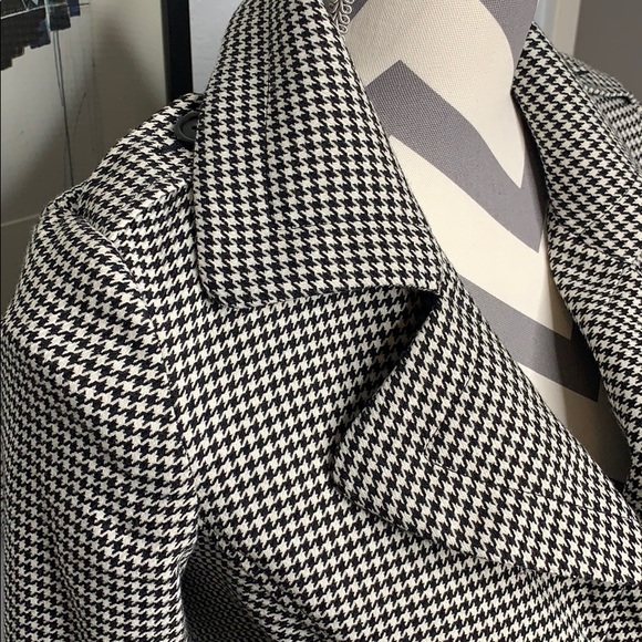 Guess Black/White Houndstooth Jacket - Picture 2 of 7